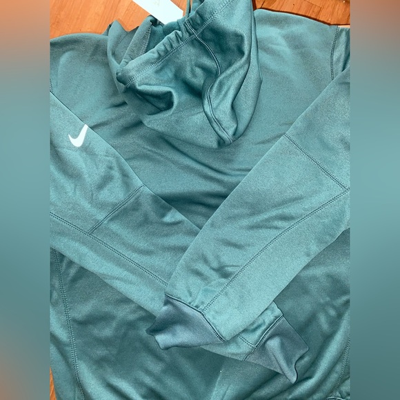 Philadelphia Eagles Hoodie - Picture 2 of 2